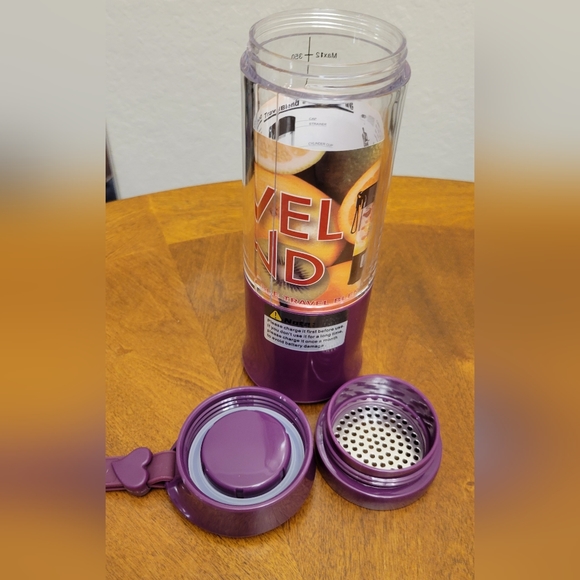 Portable Cordless Rechargeable Personal Blender - Picture 2 of 7